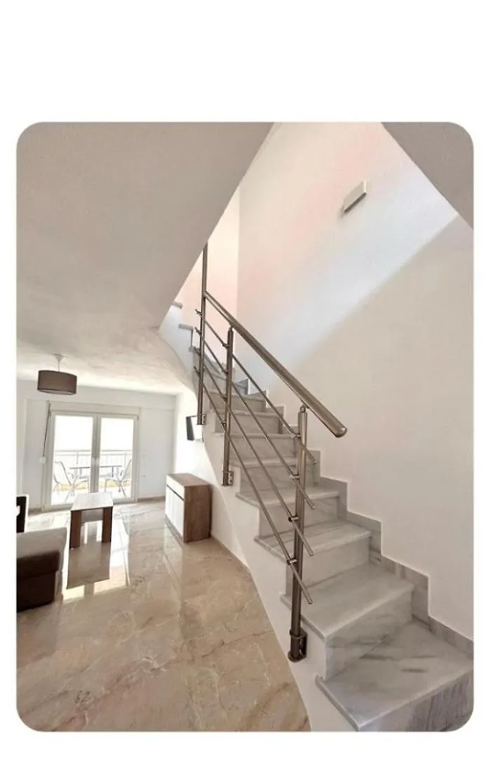 Oasis Luxury Apartments And Rooms Nikiti