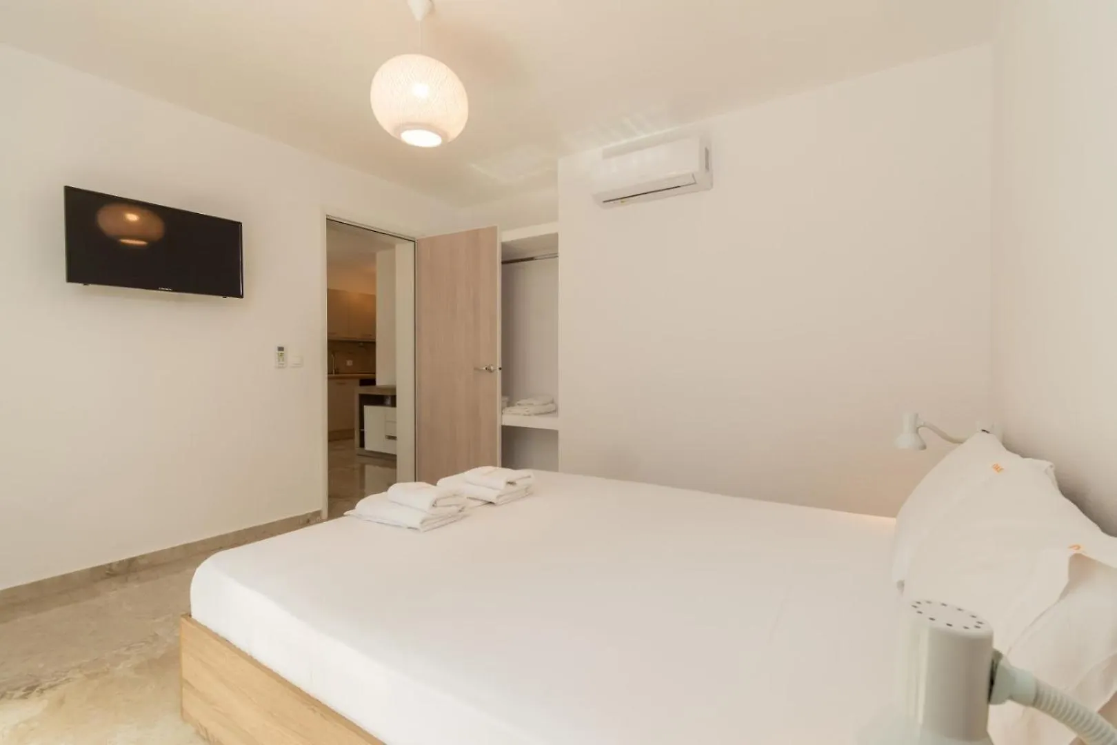 Oasis Luxury Apartments And Rooms Nikiti  Nikiti (Sithonia)
