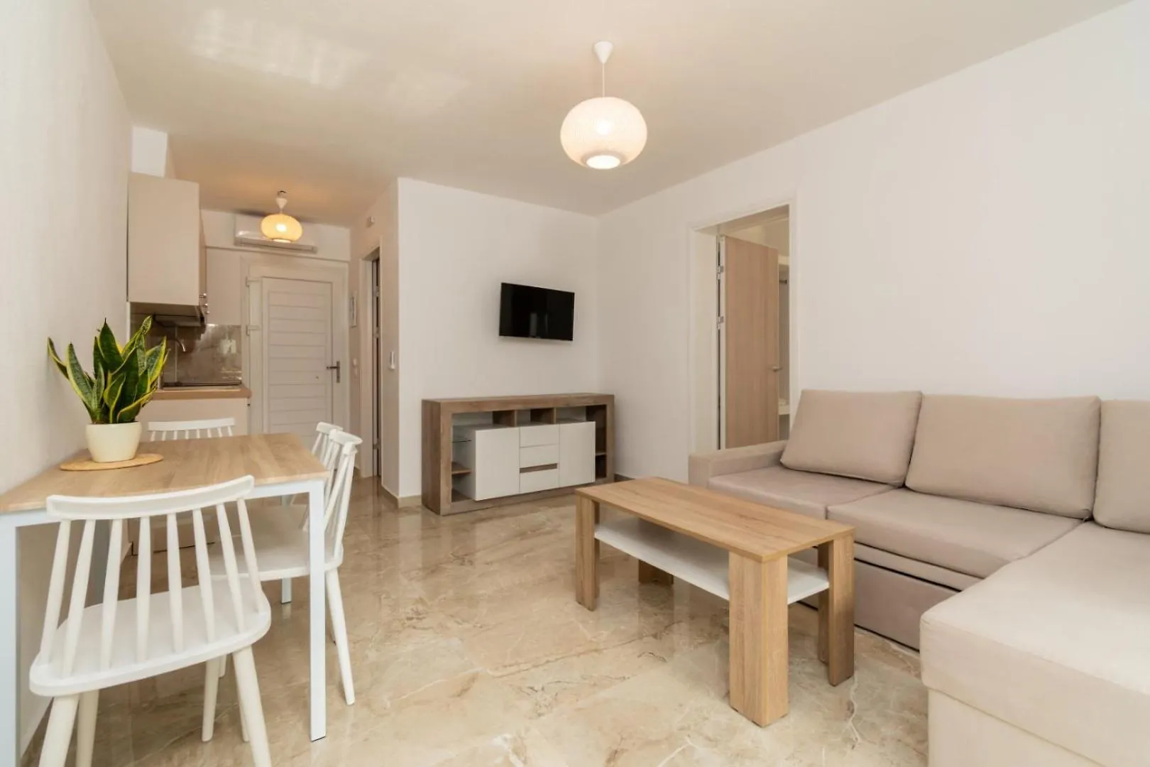 Oasis Luxury Apartments And Rooms Nikiti Nikiti (Sithonia)