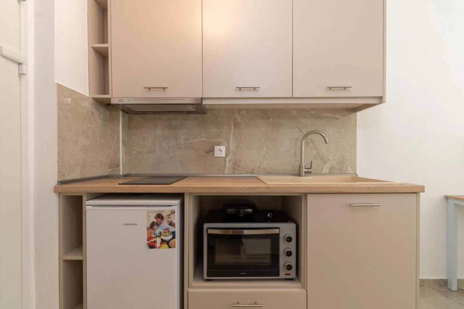 Oasis Luxury Apartments And Rooms Nikiti