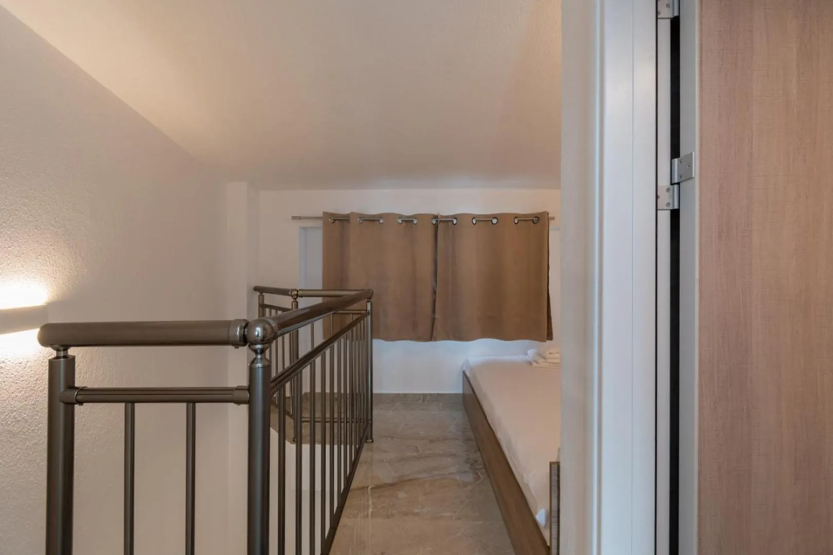 Oasis Luxury Apartments And Rooms Nikiti Greece