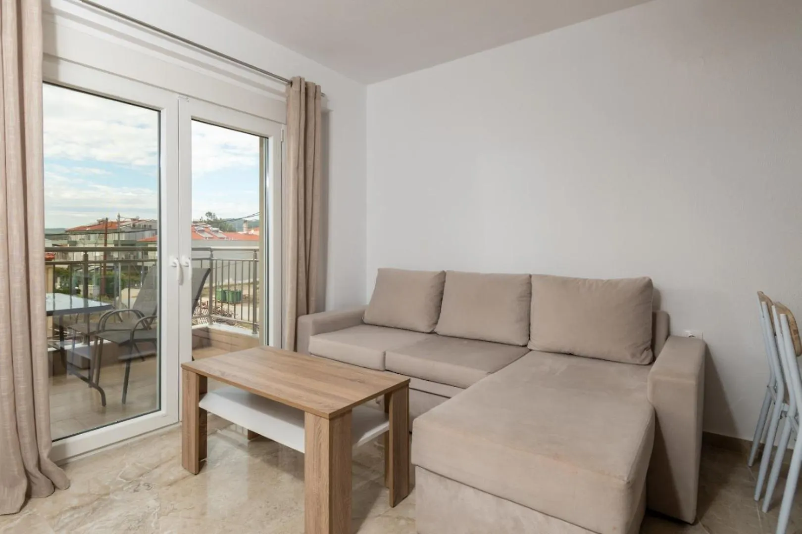 Oasis Luxury Apartments And Rooms Nikiti  Nikiti (Sithonia)