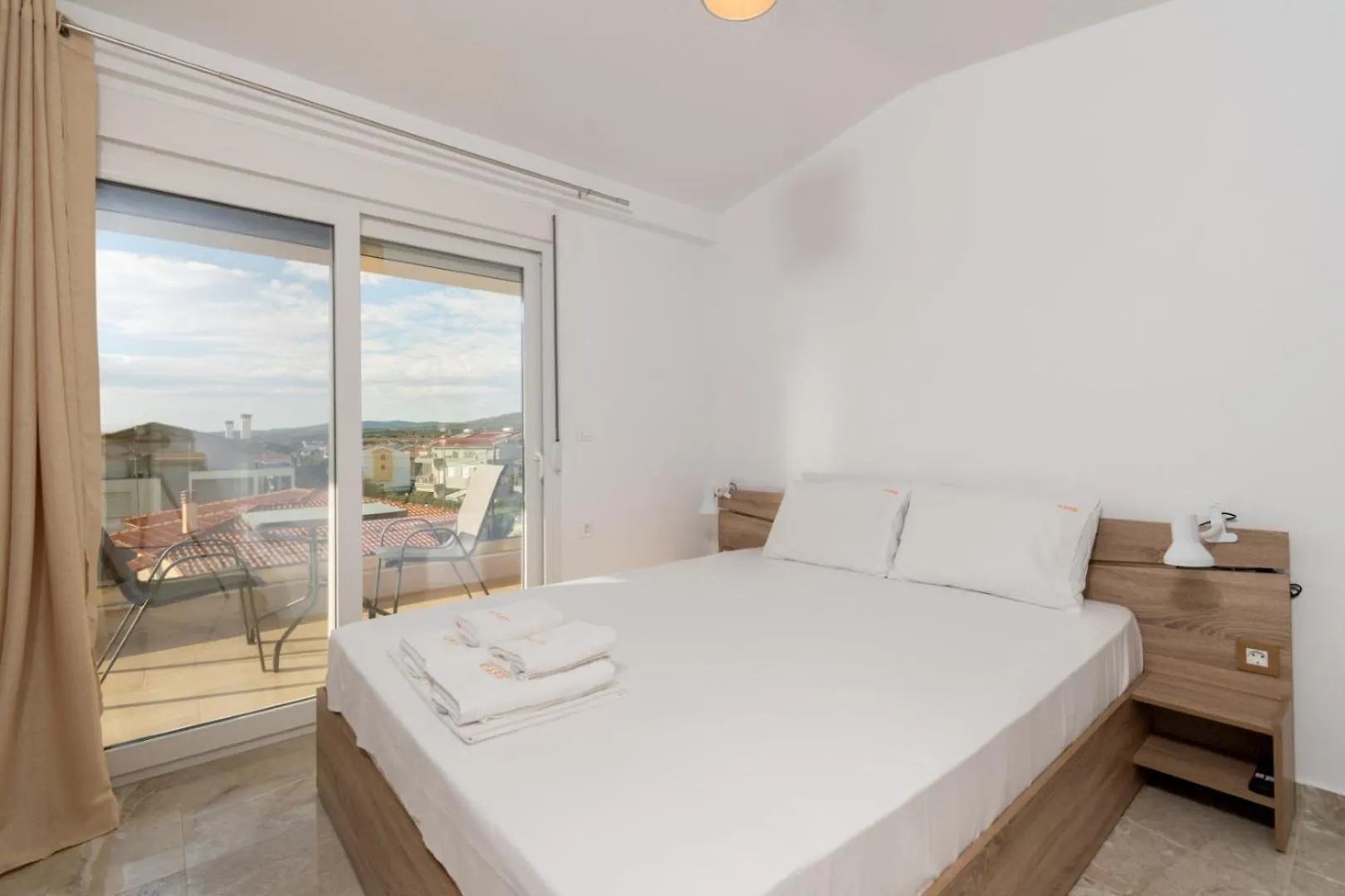 Oasis Luxury Apartments And Rooms Nikiti 0*, Nikiti (Sithonia)